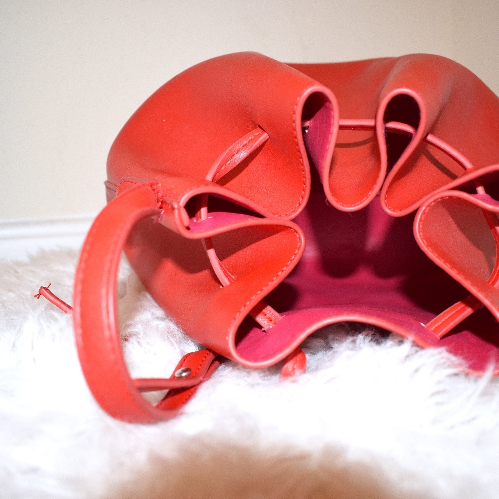 Red Drawstring Bucket Bag - Picture 3 of 5